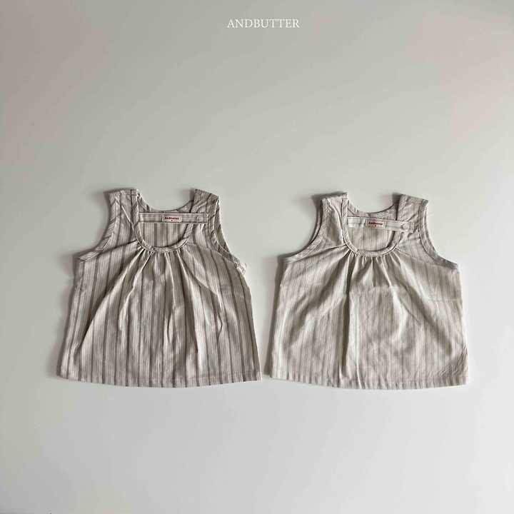 Natural Button Sleeveless Top