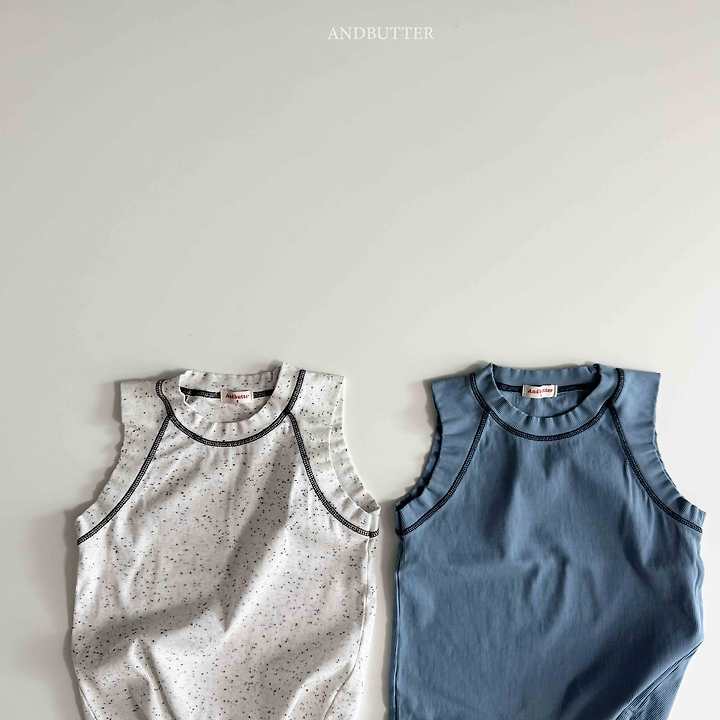Ribbed Line Sleeveless Top