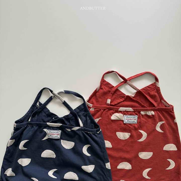Moon Line Sleeveless Top