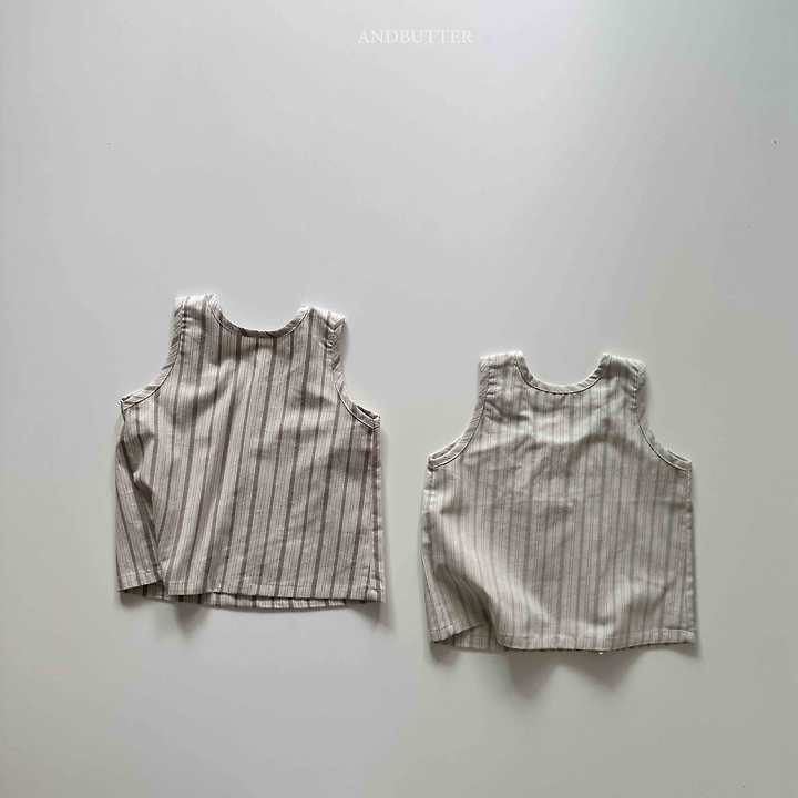 Natural Button Sleeveless Top