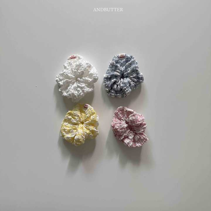 Crispy Check Scrunchie