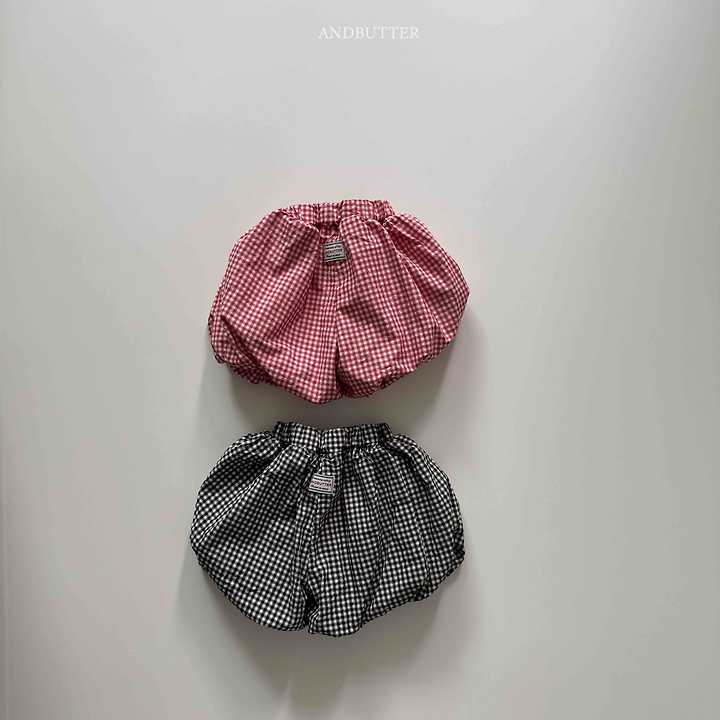Check Balloon Pants