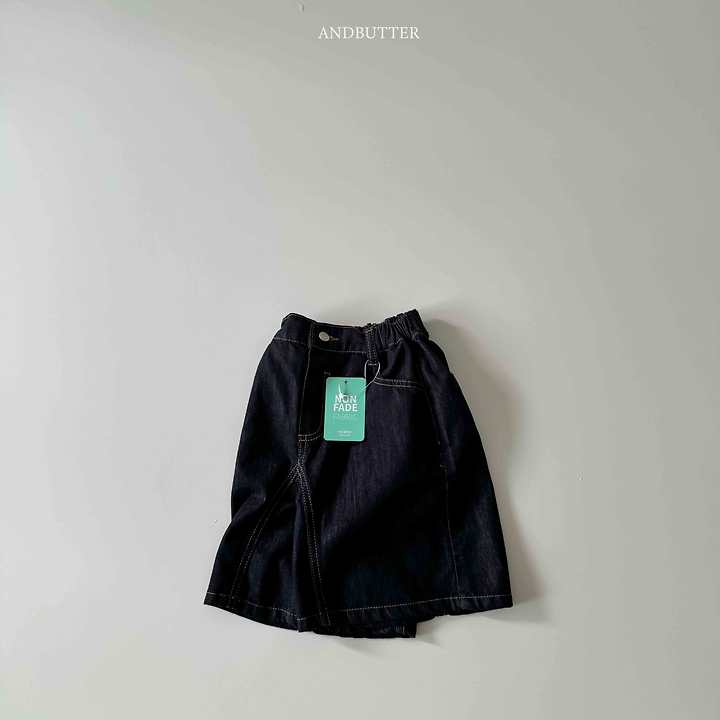 Non-Fade Bermuda Pants