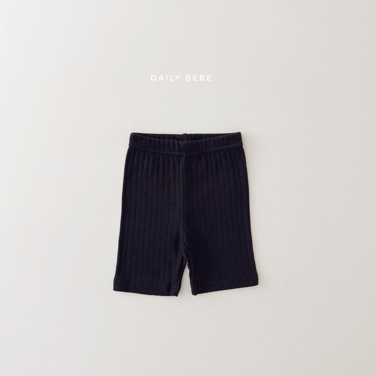 Eyelet Capri Leggings