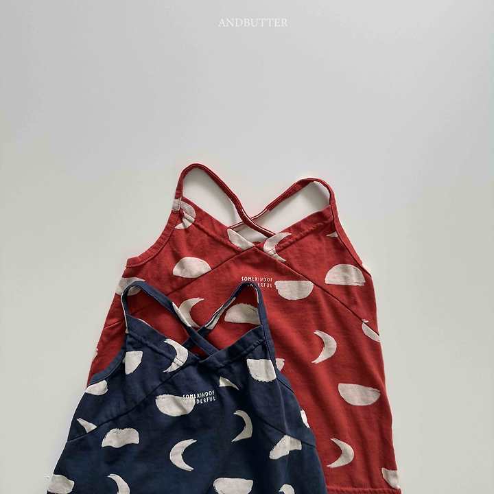 Moon Line Sleeveless Top