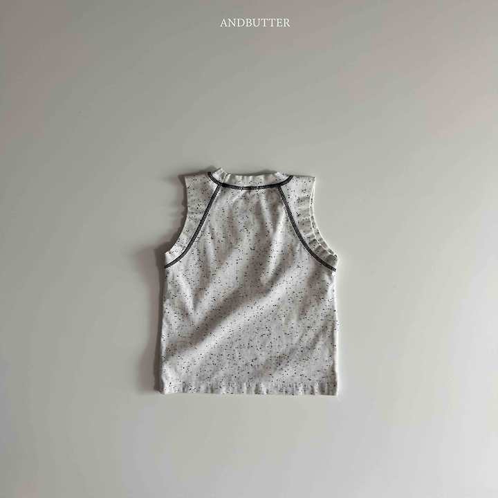 Ribbed Line Sleeveless Top