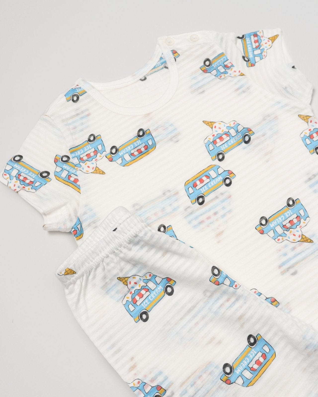Mid-Length Jacquard Set (Ice Car)