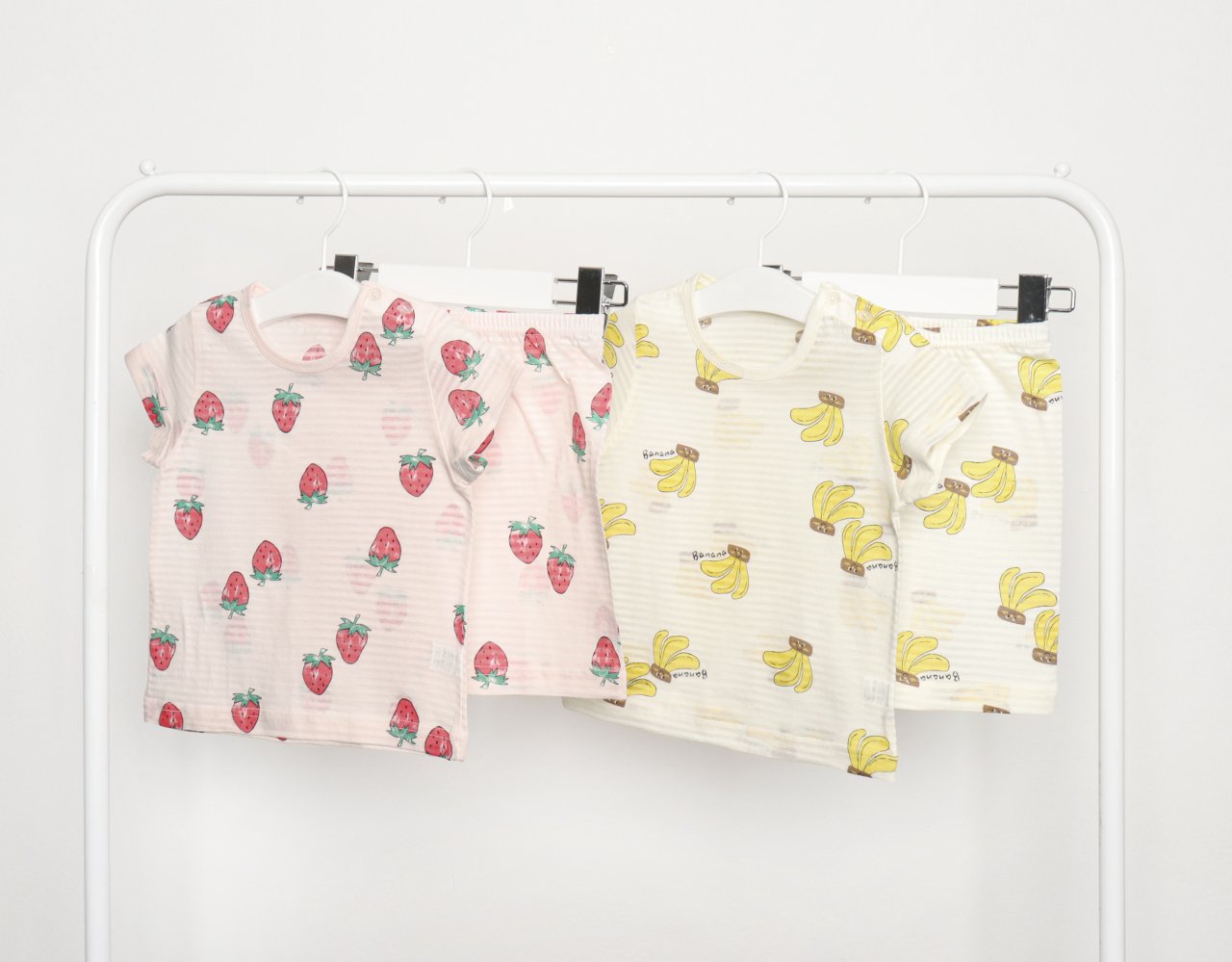 Mid-Length Jacquard Set (Red Berry)