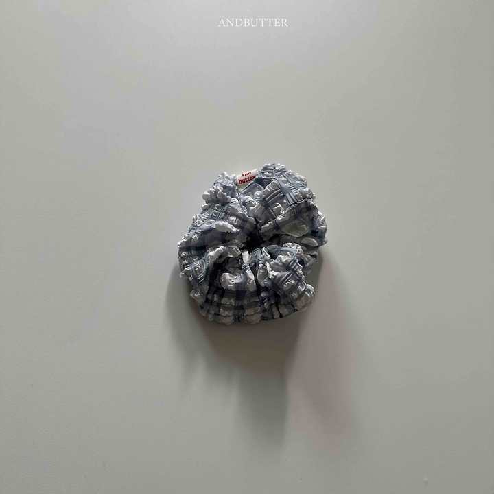 Crispy Check Scrunchie