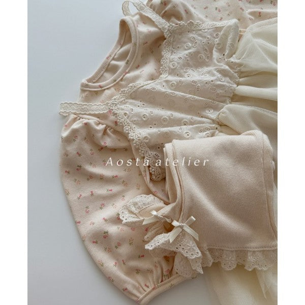 Lace Tulip Dress